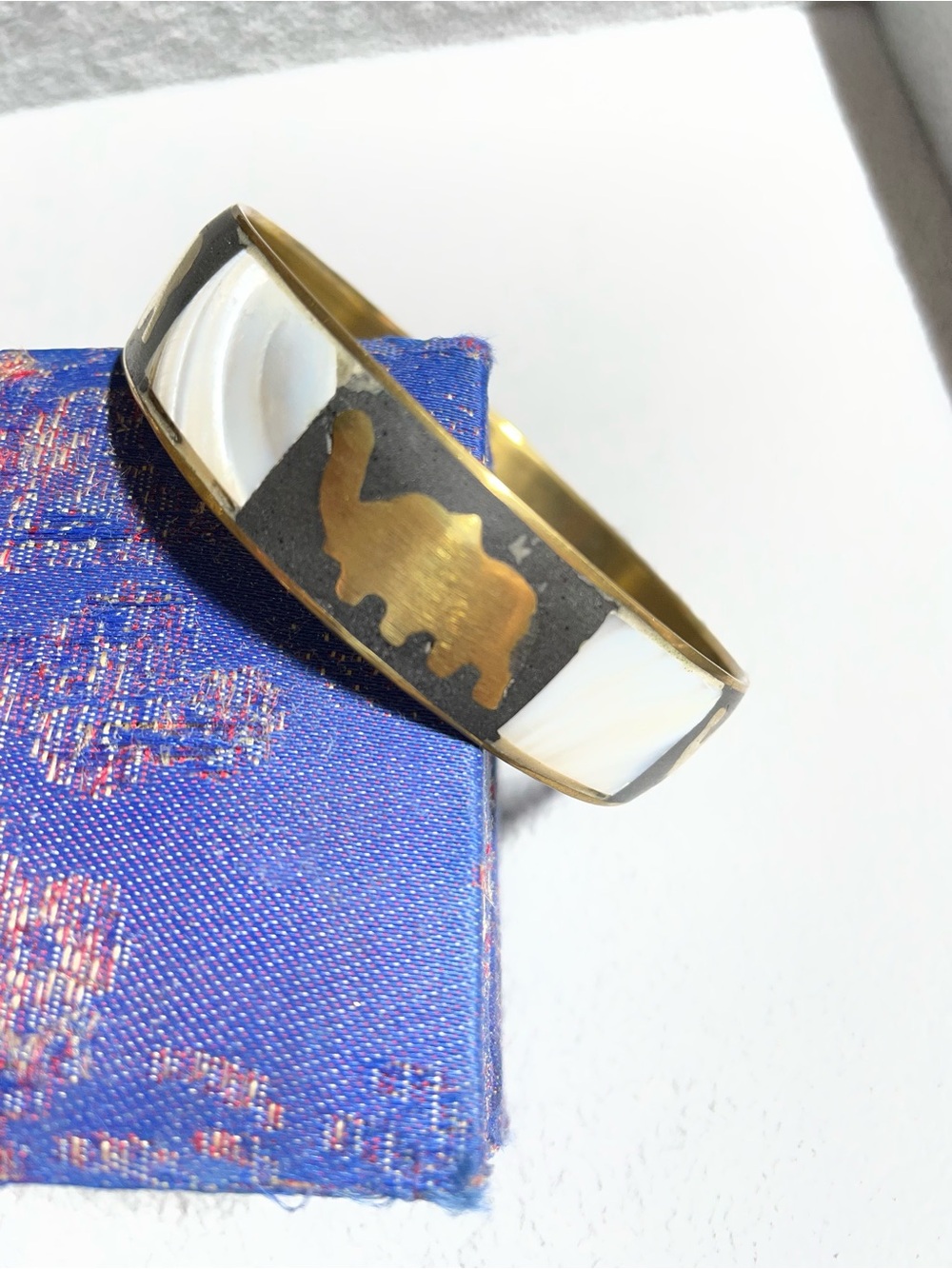 Brass Shell Elephant Mosaic Shell Inlay Bangle Bracelet Sz 7